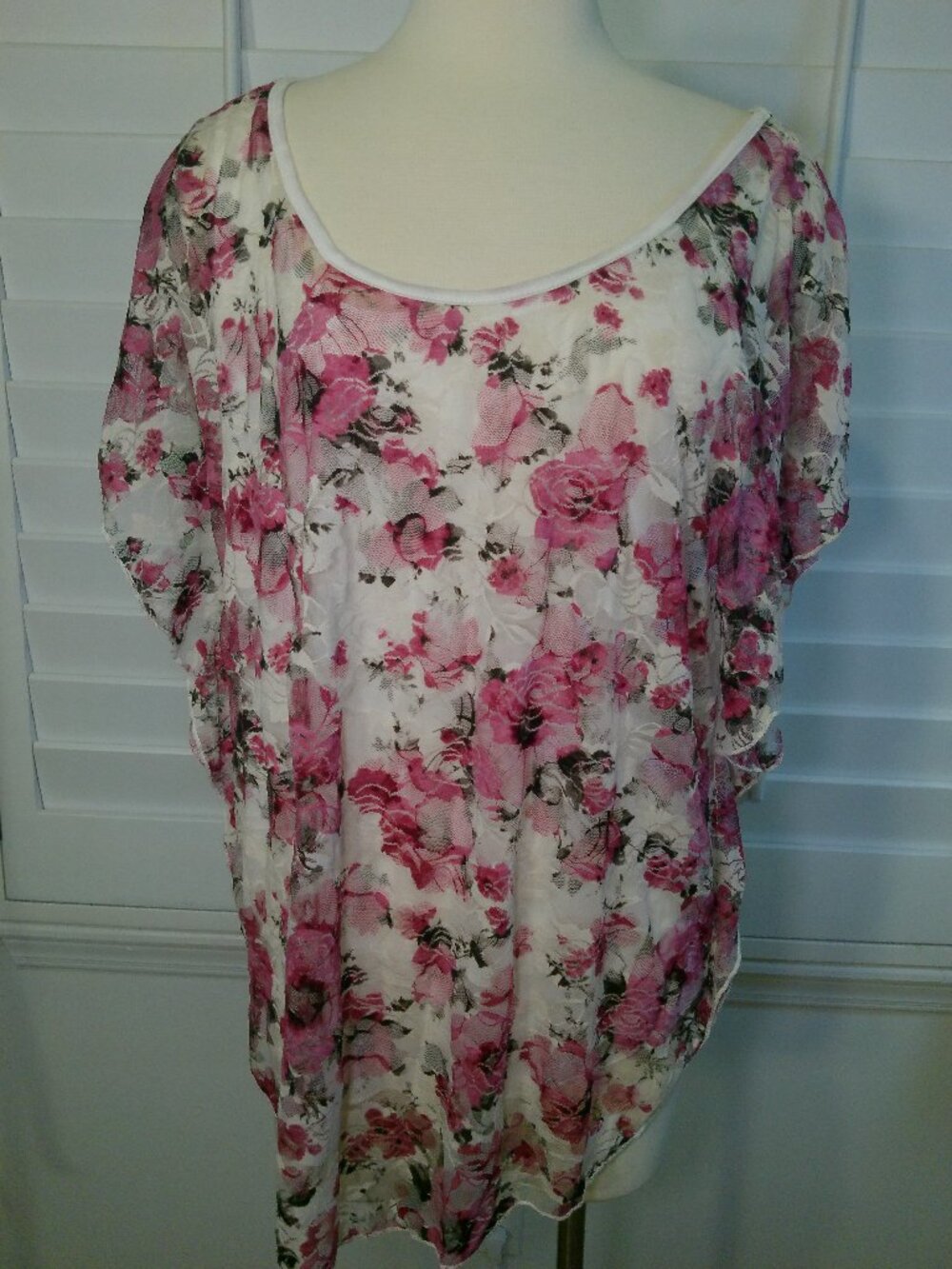 Floral Lace Overlay Blouse Lavish Size Large